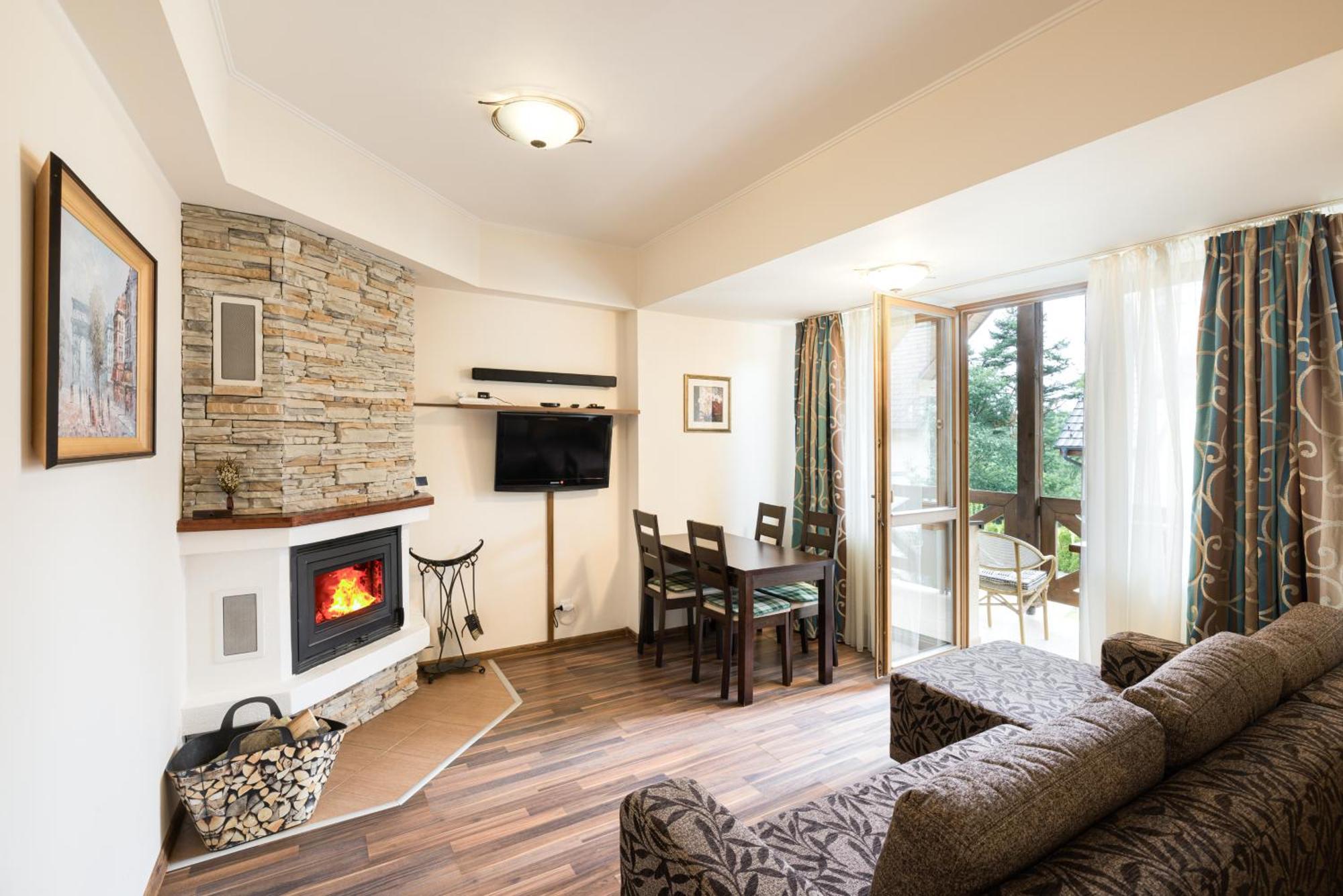 Apartments Iris Stará Lesná エクステリア 写真
